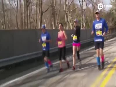 女子马拉松遭炸弹炸断腿 3年后装义肢跑完全程
