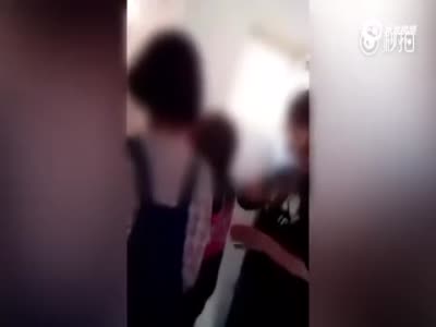 陕西警方通报女生撞衫被围殴：打人者均未成年