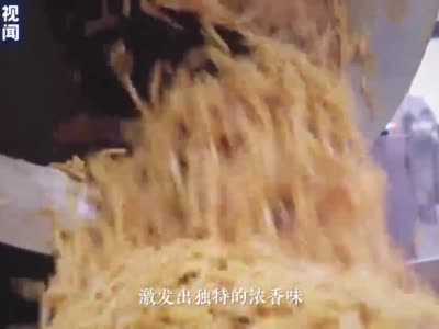 螺蛳粉产业火爆催生新职业：螺蛳粉闻臭师年入百万